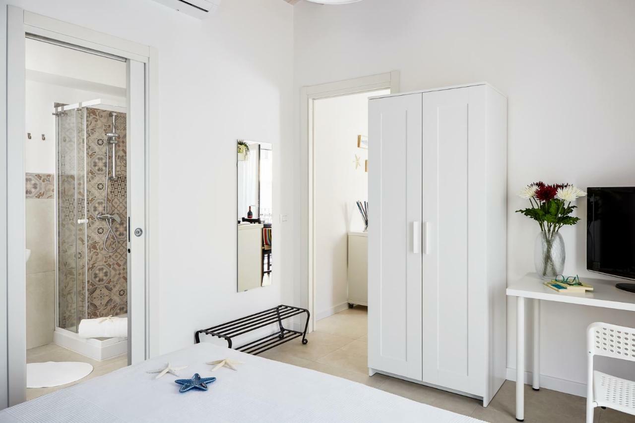 Casa Vacanze "Oceano Mare" Pozzallo Exterior foto